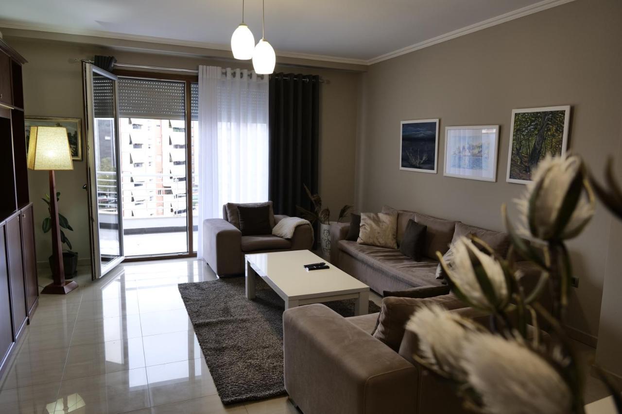 Luxury Condo In 티라나 외부 사진